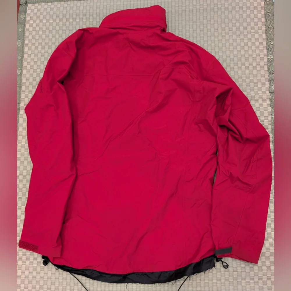 Arc'teryx Hideaway Hood Gore-tex Paclite Shell Jacket Red Men's Size Medium - Picture 2 of 9